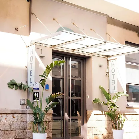 苏布尔酒店 酒店 3*