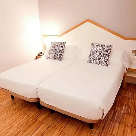 Hotel Subur 3*