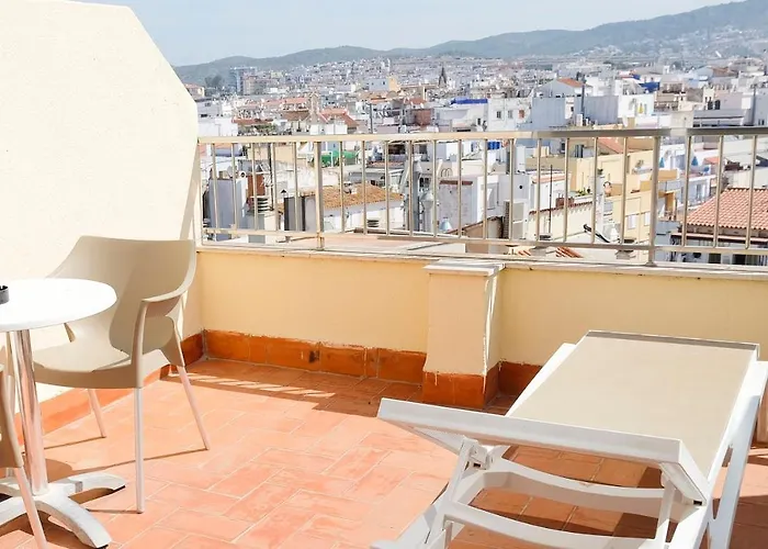 Subur Ξενοδοχείο 3*