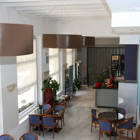 Subur Hotel 3*